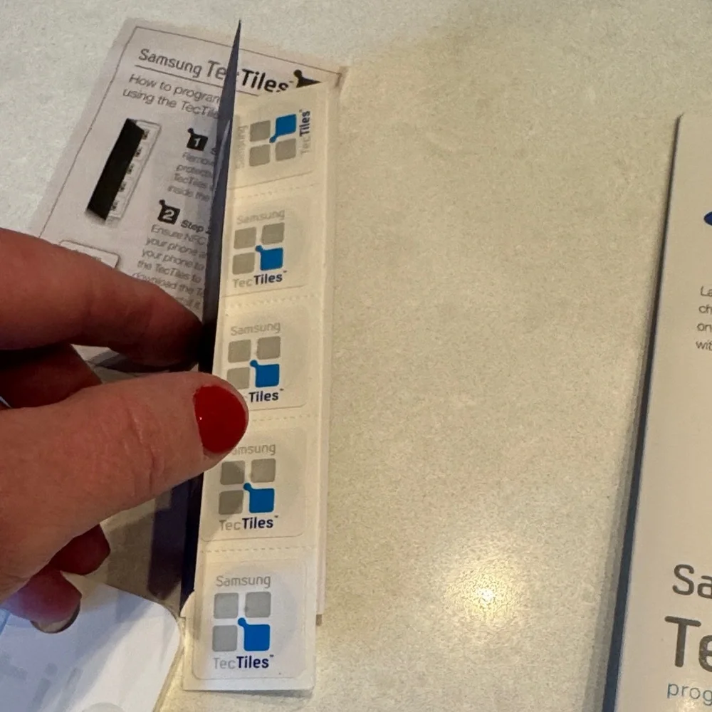 Samsung TecTiles NFC Programmable Tags — White and Blue Packaging